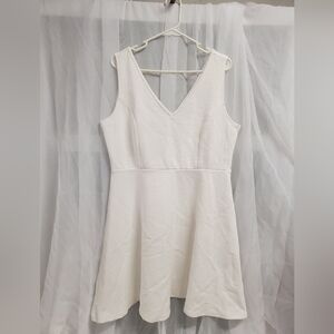 Maurices Short White V Neck Holiday Date Dress Sixe Large